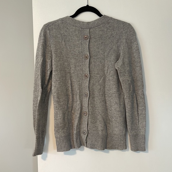 EUC Banana Republic Sweater- size small - Picture 3 of 8